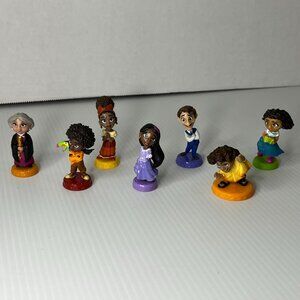 Disney ENCANTO Madrigal Family SET 7 Mini Doll Figurines 1.5" Cake Toppers